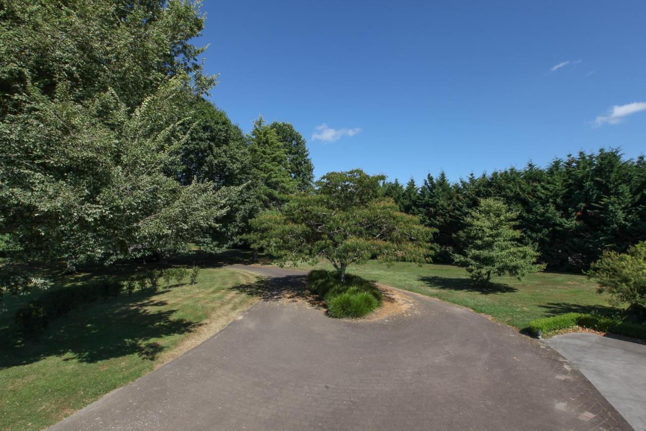 Tamahere Cedar Park Bed & Breakfast מראה חיצוני תמונה