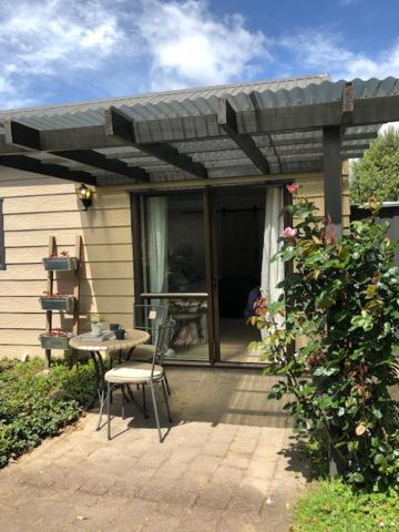 Tamahere Cedar Park Bed & Breakfast מראה חיצוני תמונה